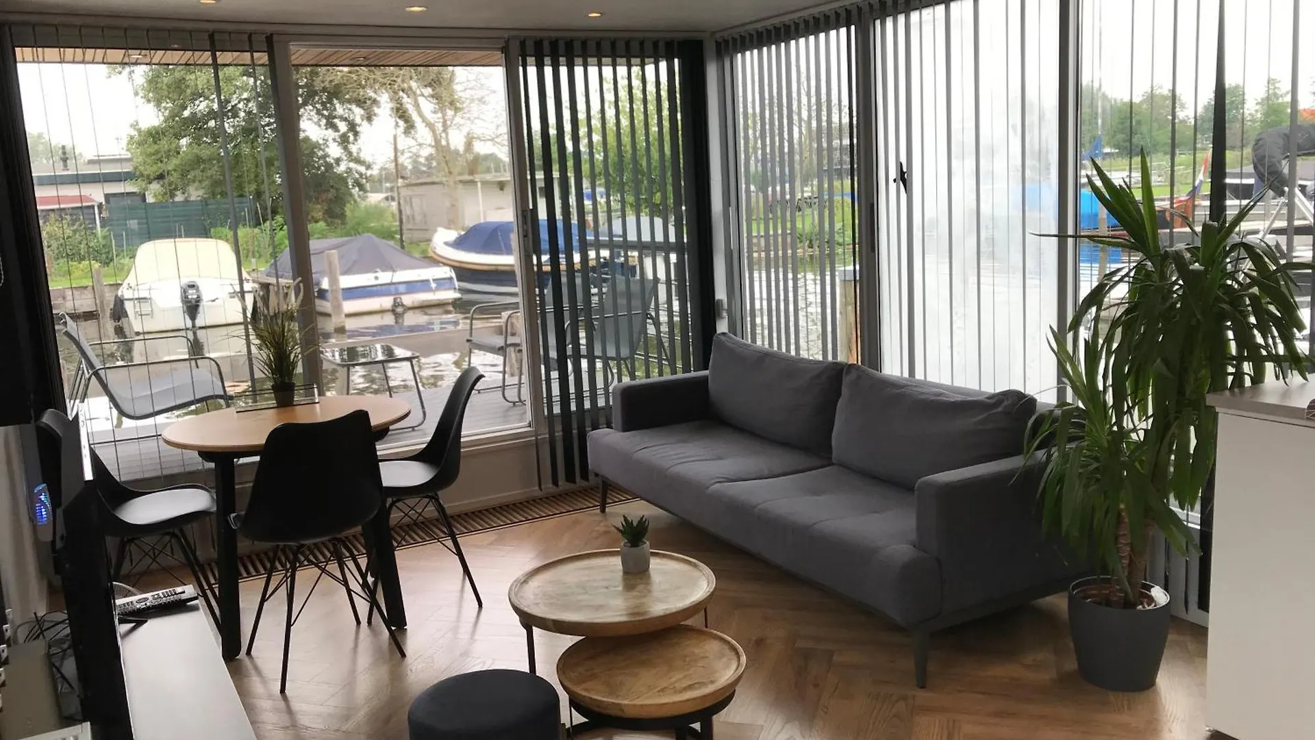 Quiet Waterloft Near Amsterdam And Schiphol Ws11 Hotel Aalsmeer